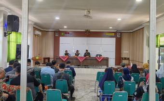 Anggota Bawaslu Kota Surakarta saat Acara Goes to Campus 2024, di Kampus intitut Islam Mamba’ul Ulum Surakarta, Sabtu, (13/1/2024)