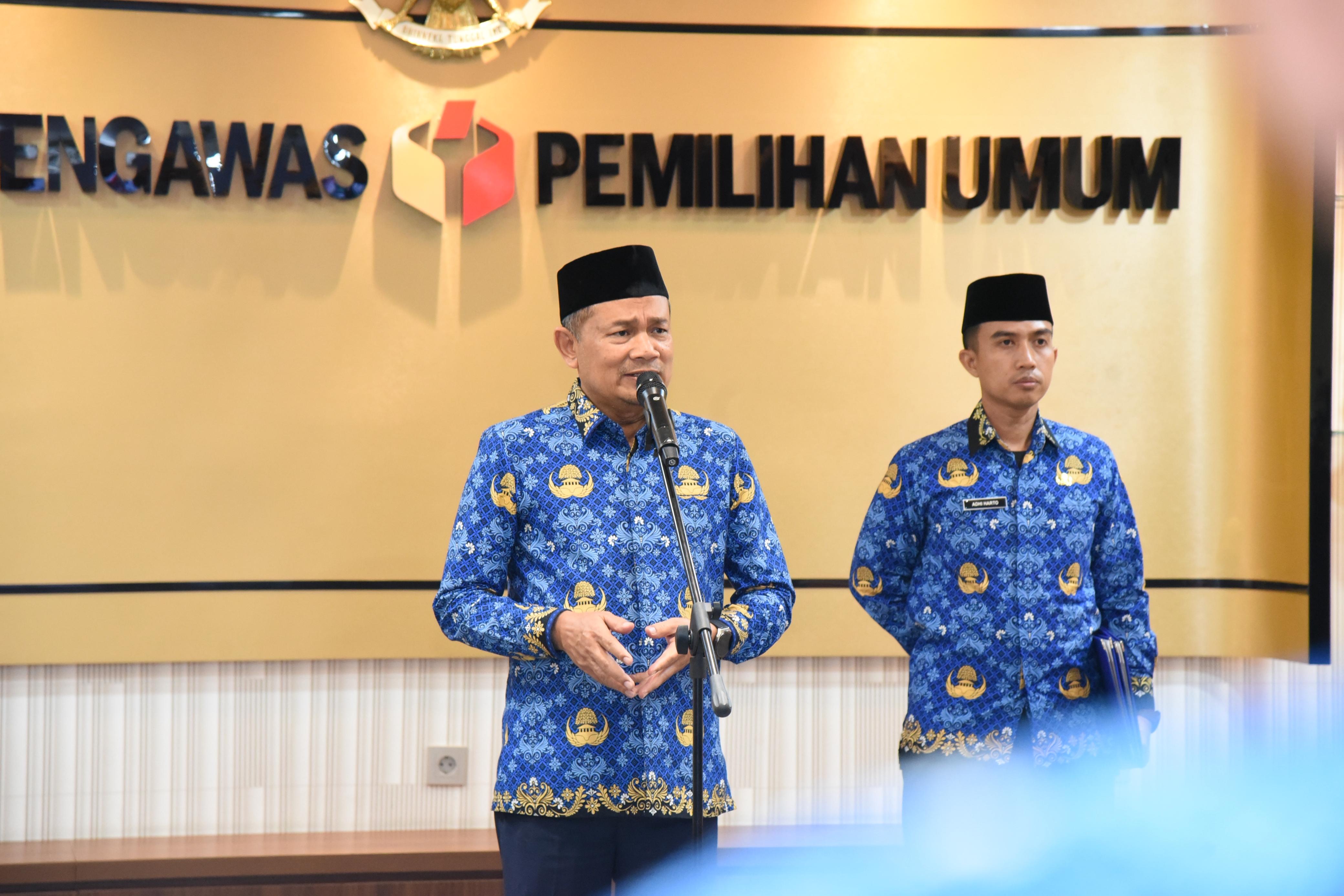 Sekretaris Jenderal Bawaslu Ichsan Fuady saat memberikan arahan kepada 146 pejabat terlantik secara hybrid, Jakarta, Jumat (13/6/2025)/Foto: Publikasi dan Pemberitaan Bawaslu