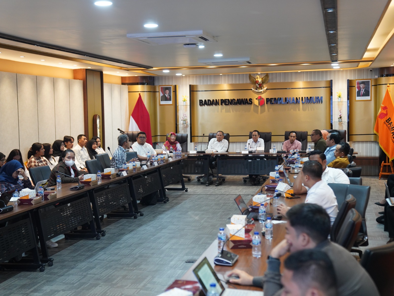 Rapat Urgensi Harmonisasi Pengaturan Penegakan Hukum Pemilu Pasca Putusan MK Nomor 135/PUU-XXII/2024 di Jakarta, Rabu (23/7/2025).