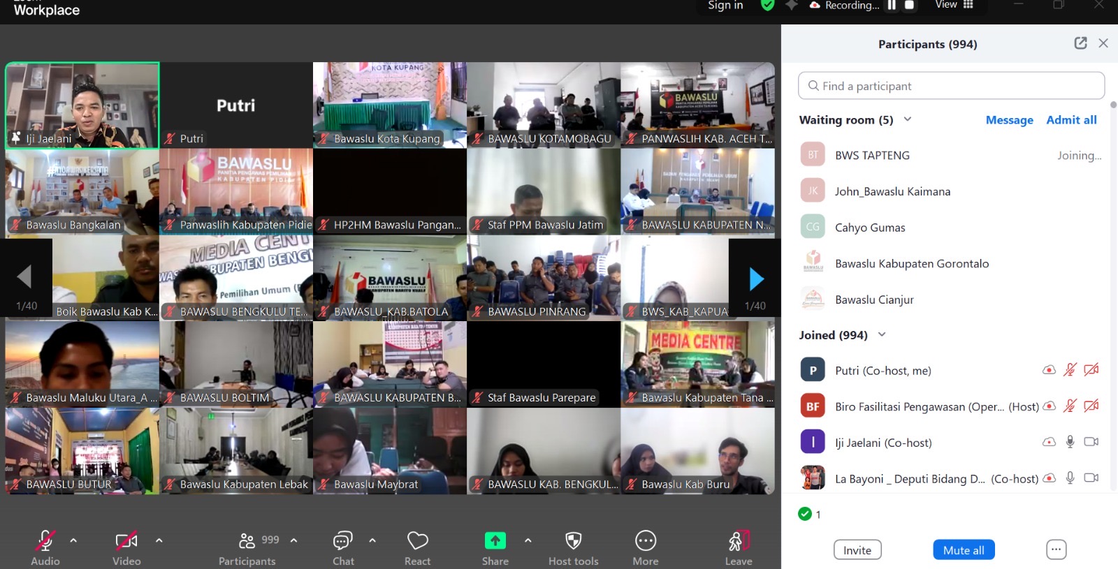 Rapat daring terkait sosialisasi Surat Edaran (SE) Nomor 29 Tahun 2025 tentang Pengawasan Penyusunan Pemutakhiran Data Pemilih Berkelanjutan (PDPB), Senin (16/6/2025).