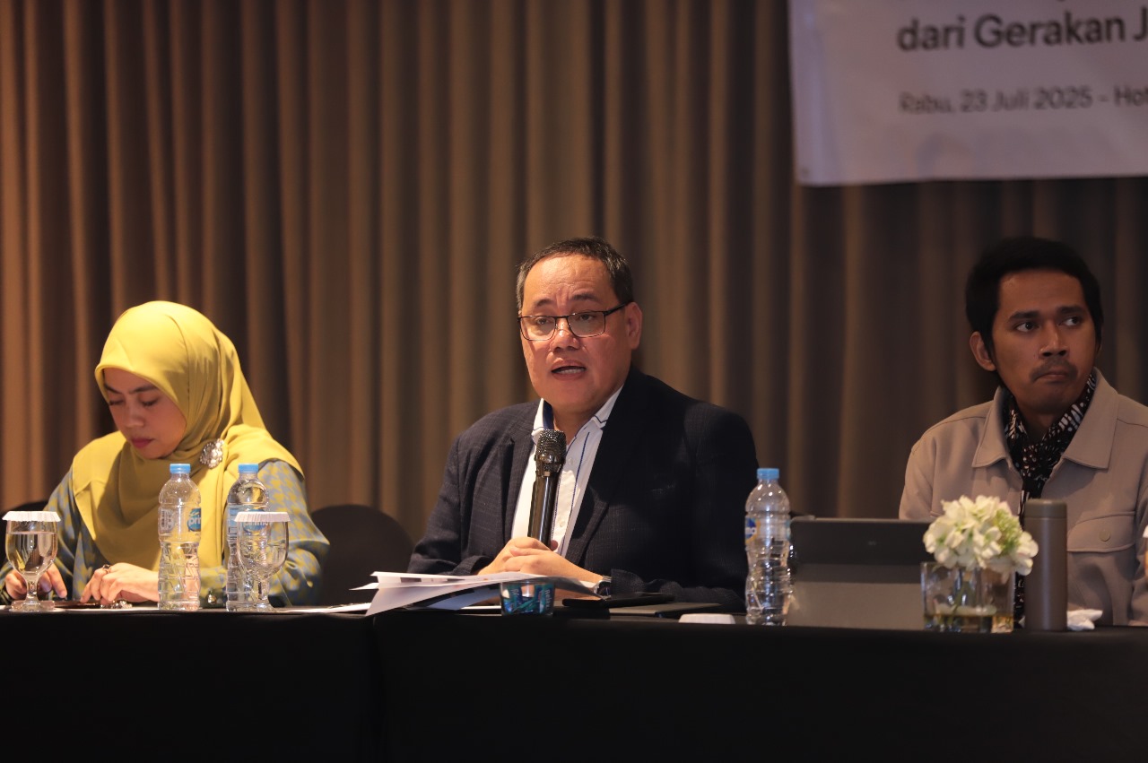 Anggota Bawaslu Herwyn JH Malonda saat menyampaikan arahan di diskusi publik “Menjaga Integritas Pemilu dengan Perbaikan Tata Kelola Pemilu: Pembelajaran dan Rekomendasi Kebijakan dari Gerakan JagaSuara2024” di Jakarta, Rabu (23/7/2025).