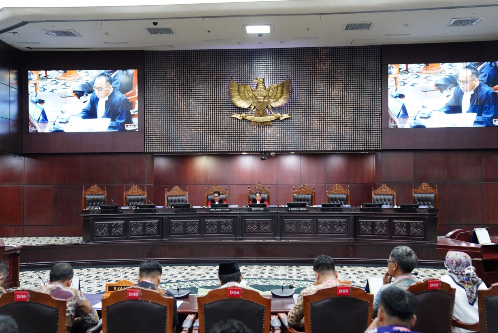 Suasana sidang pemeriksaan pendahuluan Perselisihan Hasil Pemilihan (PHP) tahun 2024 Mahkamah Konstitusi (MK) di Jakarta, Rabu (8/1/2025).