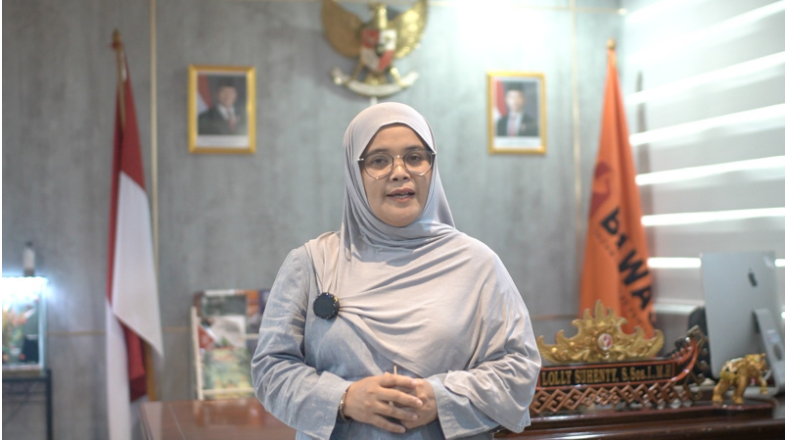 Anggota Bawaslu Lolly Suhenty dalam Kultum Ngabuburit Pengawasan bertema Refleksi Pencegahan, Partisipasi Masyarakat & Hubungan Masyarakat yang ditayangkan melalui kanal YouTube Bawaslu, Senin (2/3/2026).