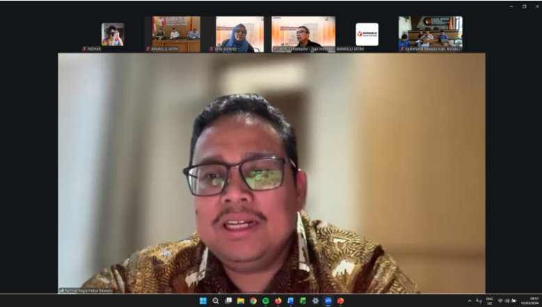 Ketua Bawaslu Rahmat Bagja mengatakan, buku Kebijakan Strategis dan Program Divisi Pencegahan dan Partisipasi Masyarakat Bawaslu Provinsi dan Bawaslu Kabupaten/Kota Se-Jawa Timur yang digelar secara daring, Kamis (12/3/2024).