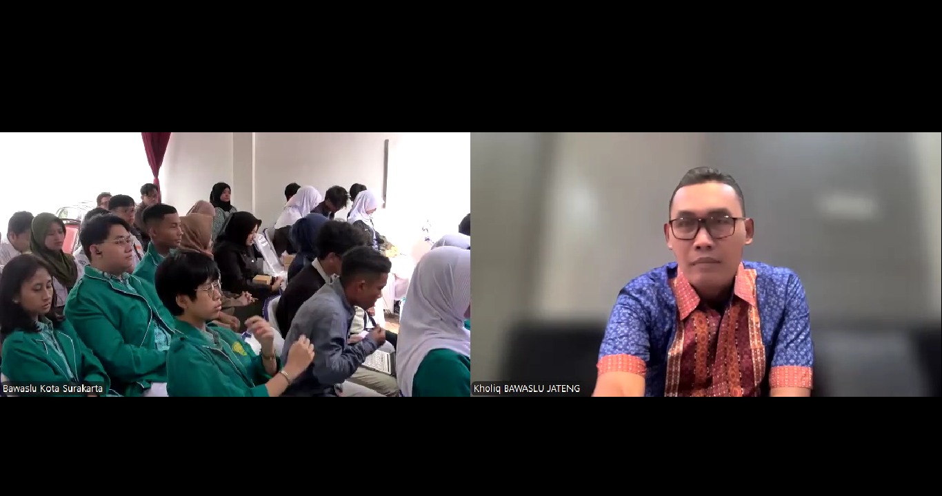 Anggota Bawaslu Provinsi Jawa Tengah (Koordinator Divisi Pencegahan dan Partisipasi Masyarakat), Nur Kholiq saat memberikan sambutan dan arahan pada pembukaan acara pendidikan pengawas partisipatif Bawaslu Kota Surakarta secara daring.
