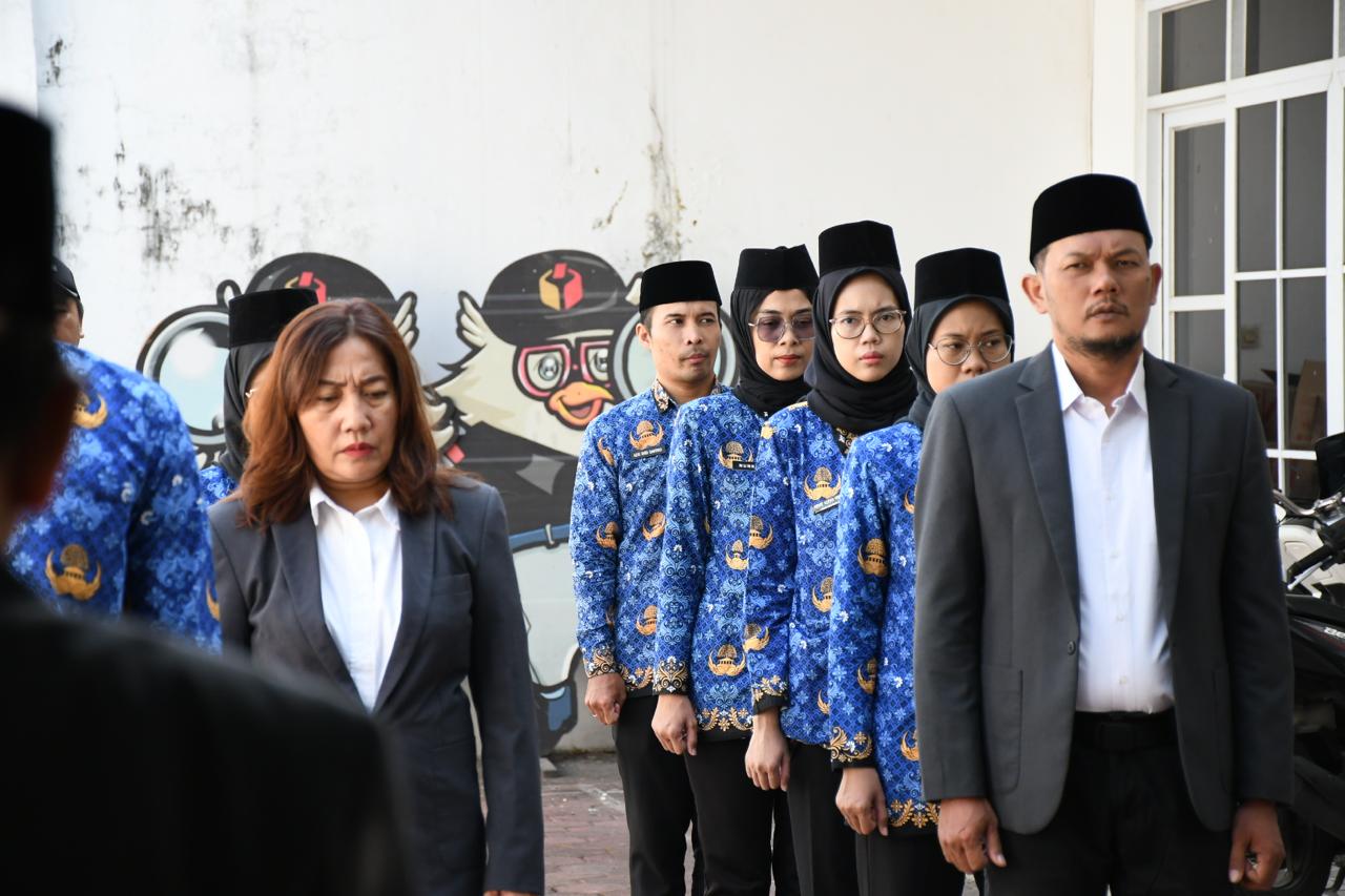 suasana upacara peringatan hari kesaktian pancasila bawaslu kota surakarta