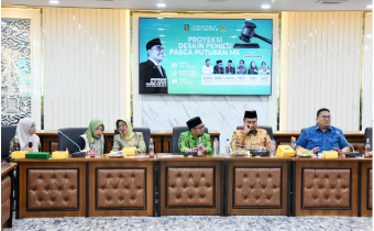 Ketua Bawaslu Rahmat Bagja dalam Diskusi Publik Fraksi PKB bertema Proyeksi Desain Pemilu Pasca Putusan MK, di Ruang BAKN, Gedung Nusantara II DPR RI, Jakarta, Jumat (4/7/2025).