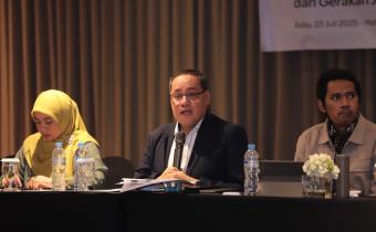 Anggota Bawaslu Herwyn JH Malonda saat menyampaikan arahan di diskusi publik “Menjaga Integritas Pemilu dengan Perbaikan Tata Kelola Pemilu: Pembelajaran dan Rekomendasi Kebijakan dari Gerakan JagaSuara2024” di Jakarta, Rabu (23/7/2025).