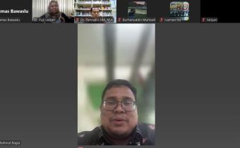 Tangkapan layar Ketua Bawaslu Rahmat Bagja dalam webinar yang diselenggarakan Asosiasi Program Studi Ilmu Politik Indonesia (Apsipol), Senin (11/8/2025).