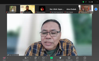 Agus Sulistyo saat memaparkan materi pada kegiatan Literasi Pojok Pengawasan (LPP) Volume ke-5 yang diselenggarakan Bawaslu Provinsi Jawa Tengah. Acara yang digelar secara daring melalui Zoom ini mengangkat tema “KKN Tematik dalam Pengawasan Partisipatif: Antara Tantangan, Hambatan, dan Peluang.”