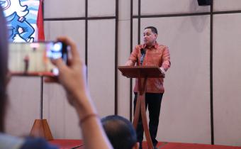 Anggota Bawaslu Herwyn JH Malonda pada Rapat Kerja Evaluasi dan Fasilitasi Pembinaan dan Penguatan Kelembagaan Bawaslu Provinsi Bali dalam Pelaksanaan Pengawasan Tahapan Pemilihan Tahun 2024, Minggu (2/2/2025).