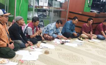 Agus Sulistyo saat hadir dalam Forum Warga (Konsolidasi Demokrasi) di Aula SMA Batik 1 Surakarta 