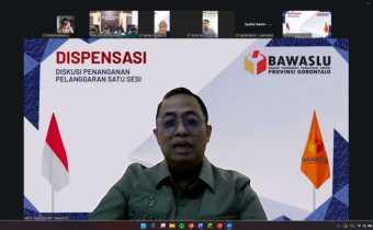 Anggota Bawaslu Puadi saat membuka sekaligus memberikan materi dalam kegiatan Diskusi Penanganan Pelanggaran Satu Sesi (Dispensasi) yang digelar oleh Bawaslu Provinsi Gorontalo secara daring, di Jakarta Rabu (12/2/2026).