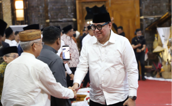 Anggota Bawaslu Herwyn JH Malonda menghadiri Safari Ramadan yang diselenggarakan Ketua Komisi II DPR RI Rifqinizamy Karsayuda di Bandung, Jawa Barat, Jumat (6/3/2026).