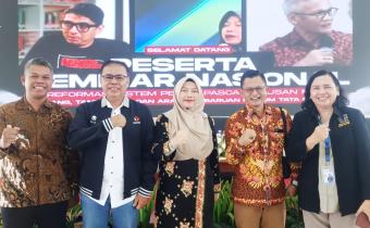 Agus Sulistyo, Anggota Bawaslu Kota Surakarta saat menghadiri Seminar Reformasi Sistem Pemilu Pasca Putusan MK di Unisri