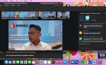 Bawaslu Kota Surakarta saat mengikuti Pembelajaran Learning Management System (LMS) Bawaslu RI yang diselenggarakan secara daring melalui Zoom Meeting