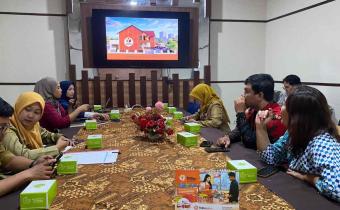 Rapat pembahasan rencana rehabilitasi eks SD Sumber 5 Surakarta Bawaslu Kota Surakarta bersama DPUPR Kota Surakarta di Ruang Rapat SIMBG DPUPR Kota Surakarta
